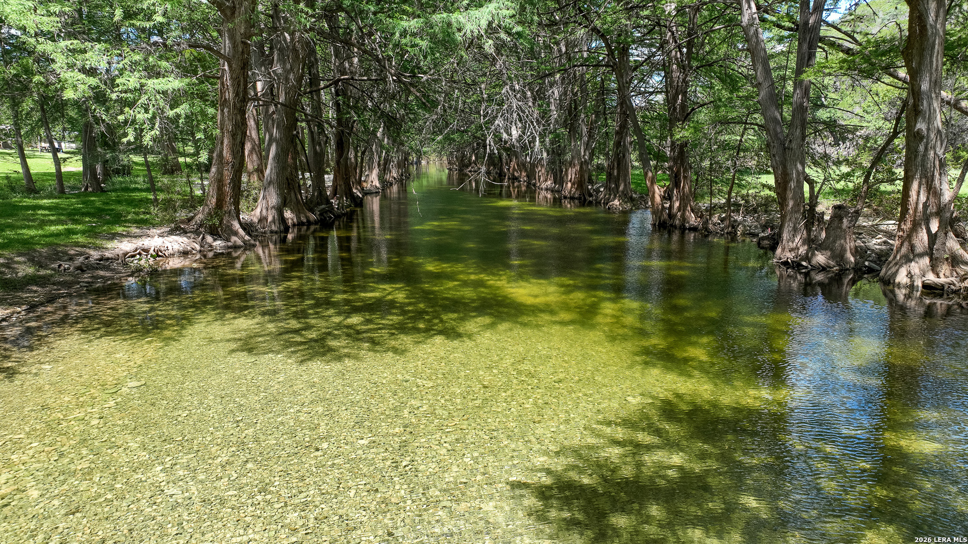 6550 Highway 83 Rio Frio, TX 78879 - Photo 5 of 35