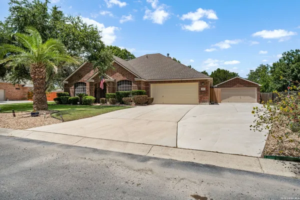 $689,000 | 14525 Besinger Way, San Antonio, TX 78254