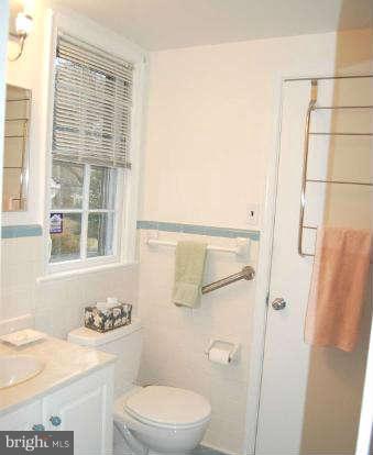 5914 Overlea Road Bethesda, MD 20816 - Photo 14 of 25 Dual-entry master bath with shower