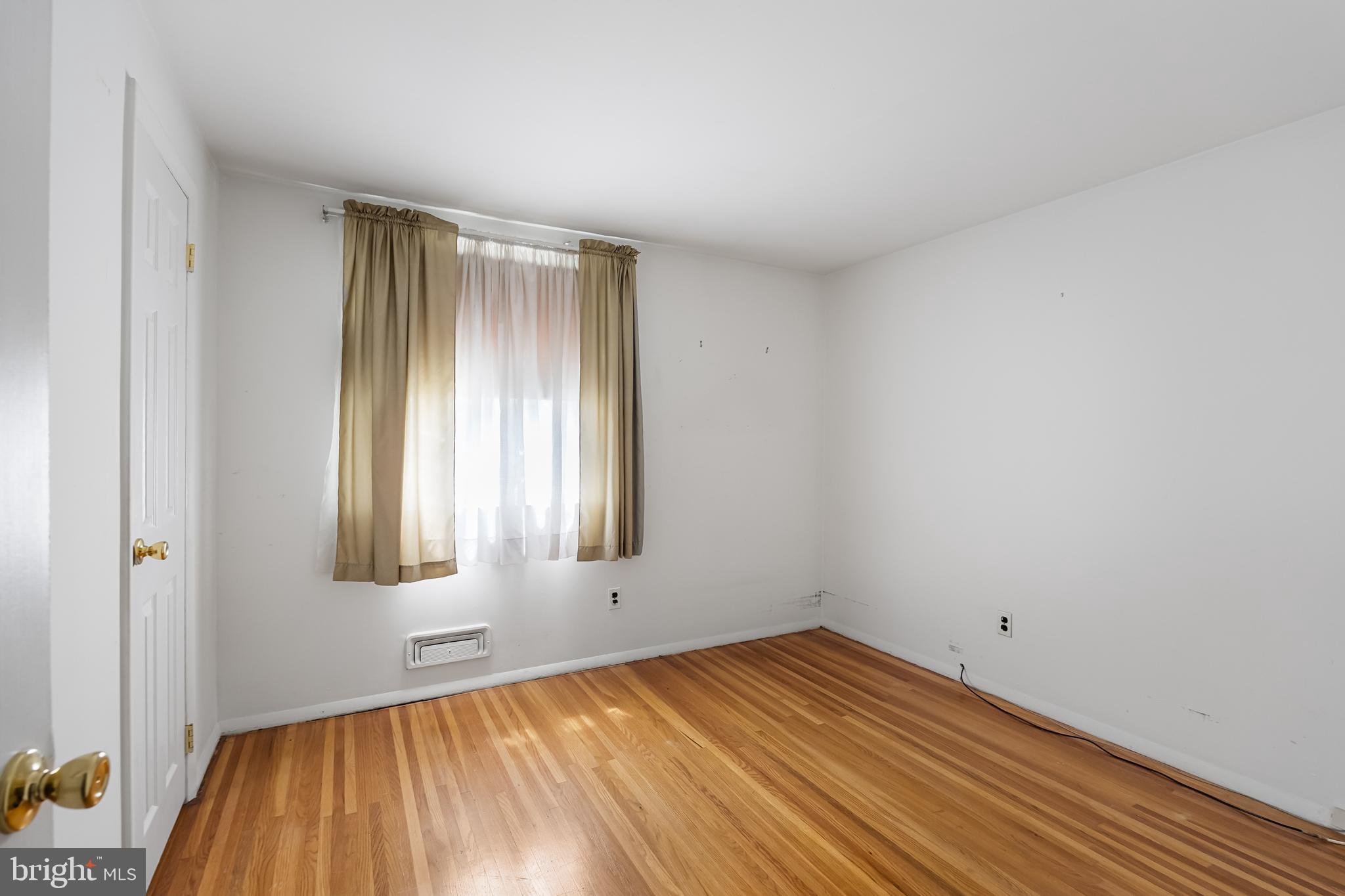 3 Navy Drive Delran, NJ 08075 - Photo 21 of 23 Bedroom 4