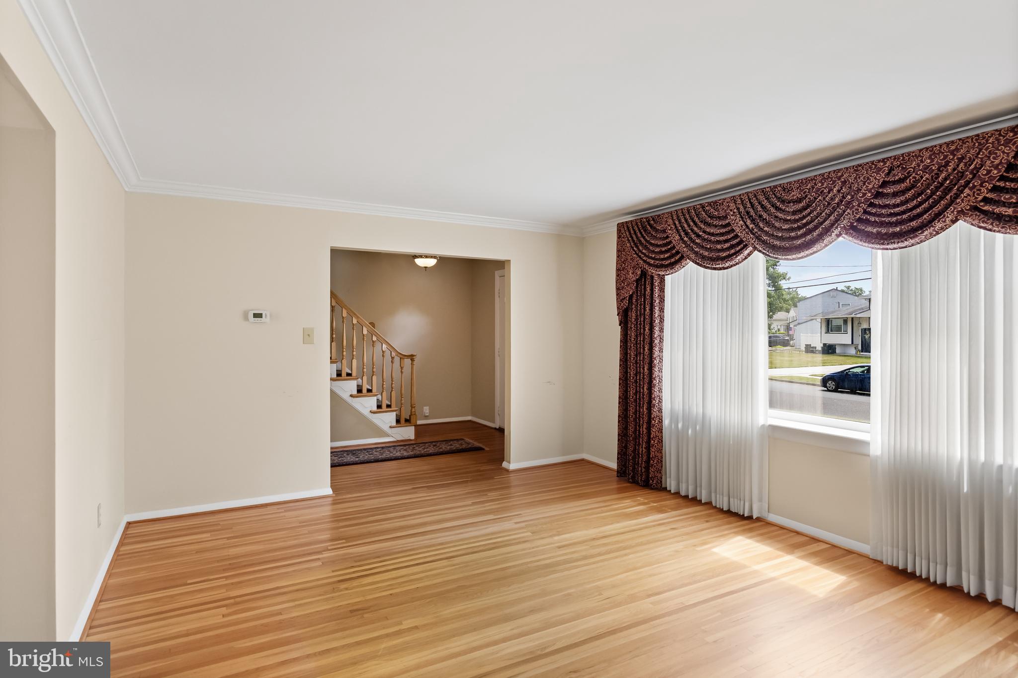 3 Navy Drive Delran, NJ 08075 - Photo 4 of 23 Living Room