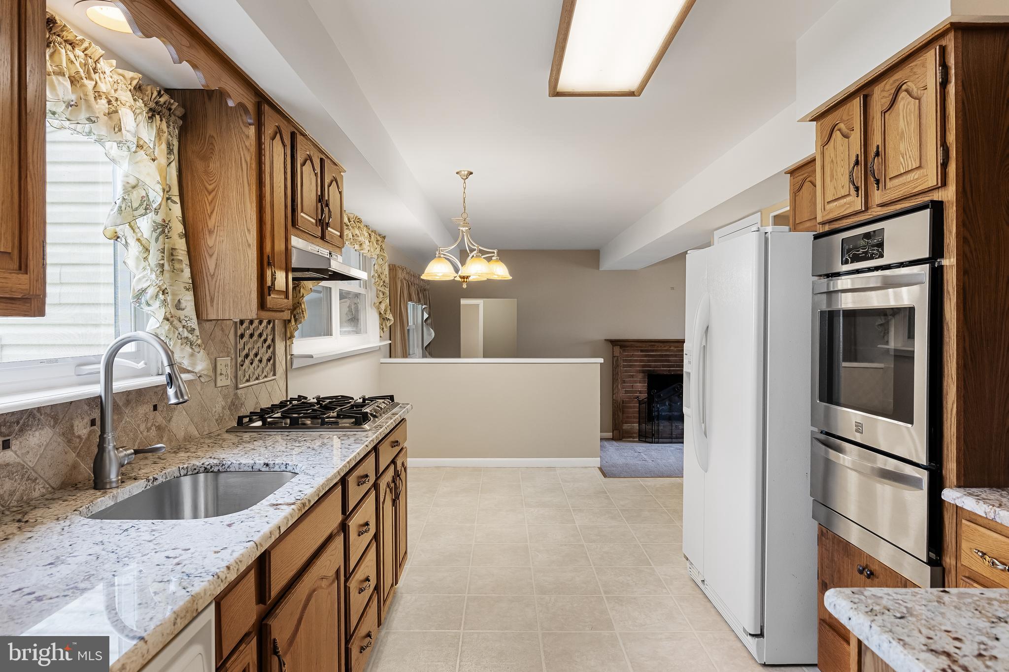 3 Navy Drive Delran, NJ 08075 - Photo 7 of 23 Kitchen