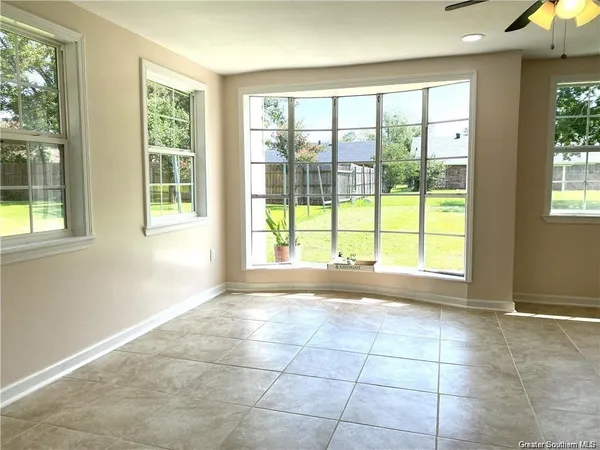 $239,000 | 4545 West Meadow Lane, Lake Charles, LA 70605