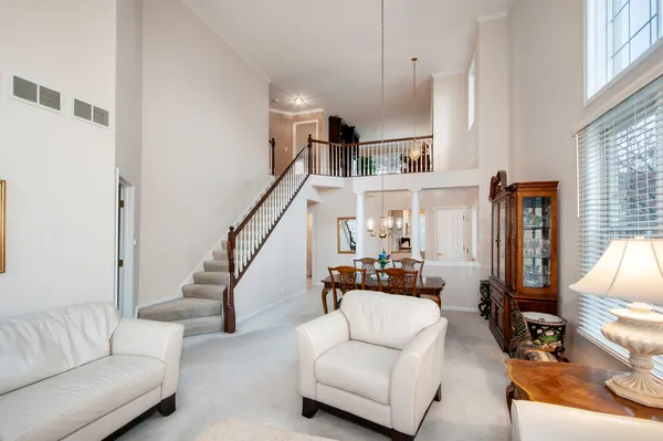 $559,900 | 120 Fairway Drive, La Grange, IL 60525