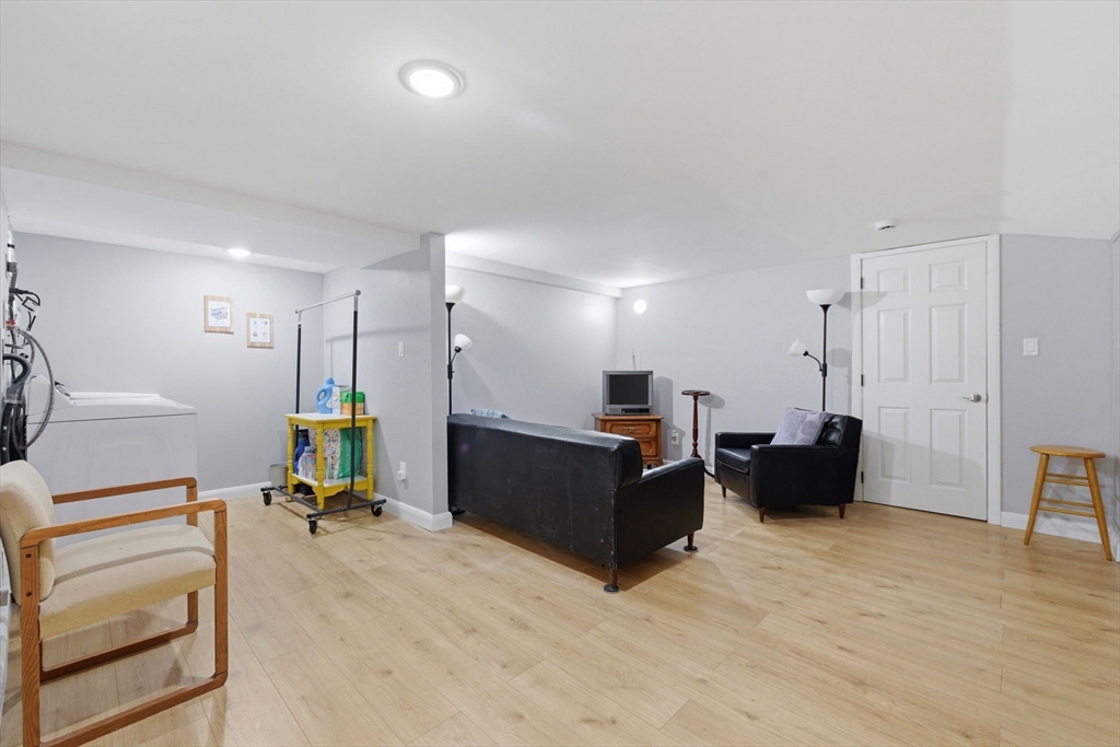 129 Oak Ridge Drive Ayer, MA 01432 - Photo 22 of 24