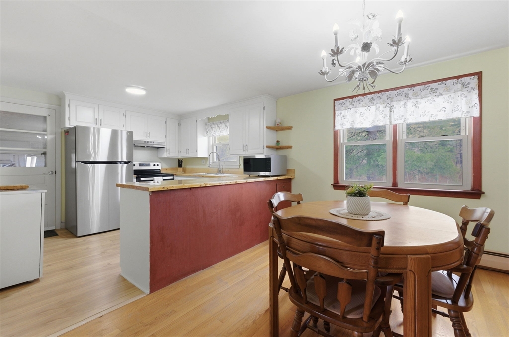 129 Oak Ridge Drive Ayer, MA 01432 - Photo 8 of 24