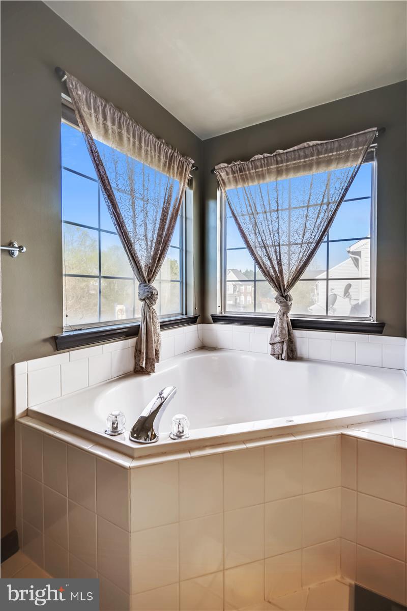 1407 Bush Road Severn, MD 21144 - Photo 25 of 56 Master Bath Tub