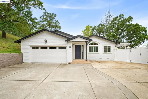$1,695,000 | 11 Rudgear Drive, Walnut Creek, CA 94596