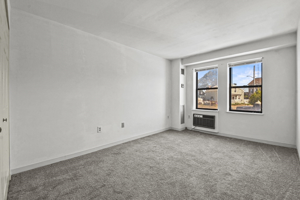 750 Davol Street, Unit 119 Fall River, MA 02720 - Photo 16 of 24