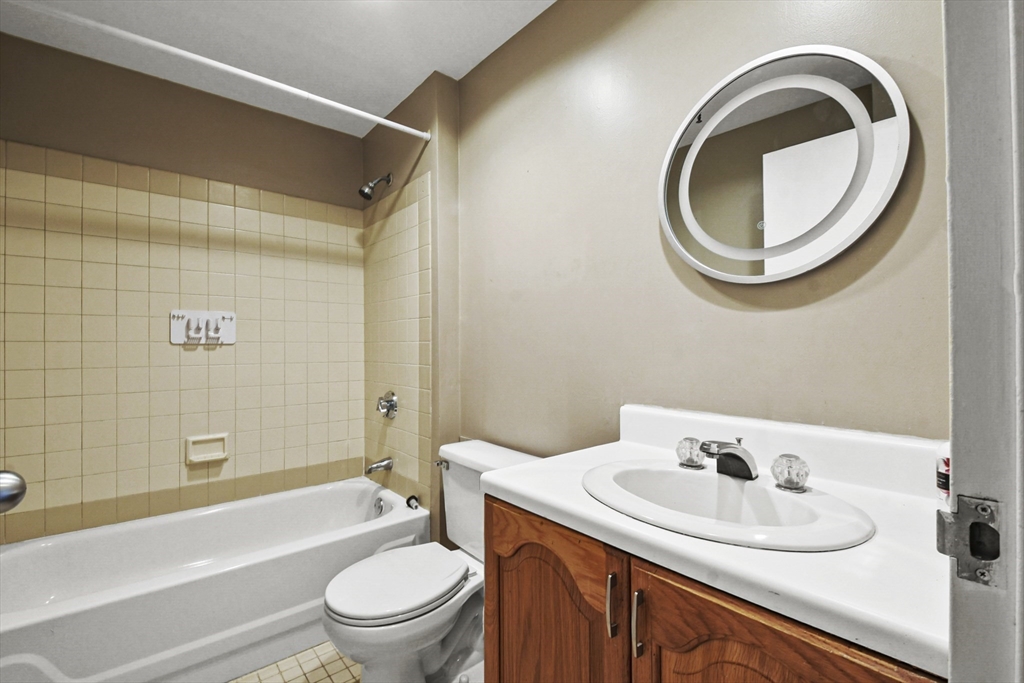 750 Davol Street, Unit 119 Fall River, MA 02720 - Photo 20 of 24