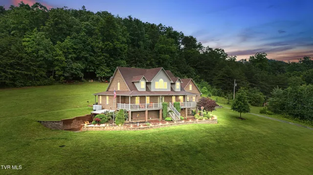 $750,000 | 1124 Elizabethton Highway, Bluff City, TN 37618