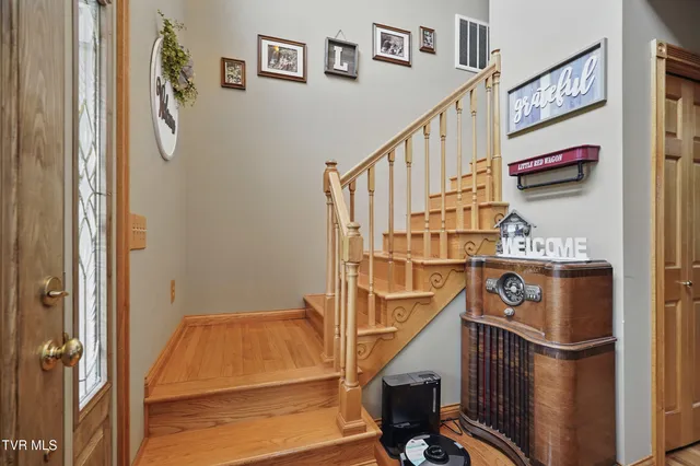 $750,000 | 1124 Elizabethton Highway, Bluff City, TN 37618