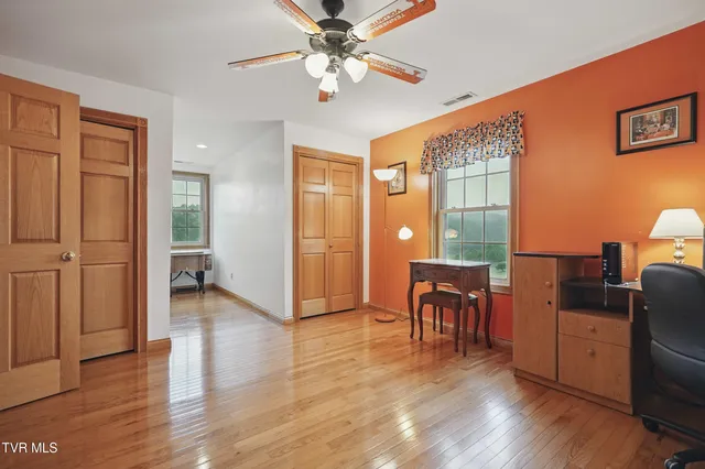 $750,000 | 1124 Elizabethton Highway, Bluff City, TN 37618