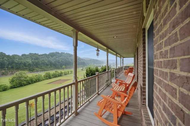 $750,000 | 1124 Elizabethton Highway, Bluff City, TN 37618