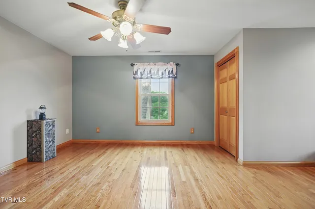 $750,000 | 1124 Elizabethton Highway, Bluff City, TN 37618