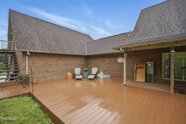 $750,000 | 1124 Elizabethton Highway, Bluff City, TN 37618