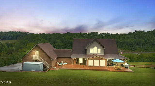 $750,000 | 1124 Elizabethton Highway, Bluff City, TN 37618