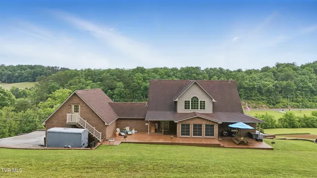 $750,000 | 1124 Elizabethton Highway, Bluff City, TN 37618