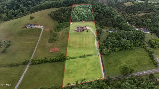 $750,000 | 1124 Elizabethton Highway, Bluff City, TN 37618