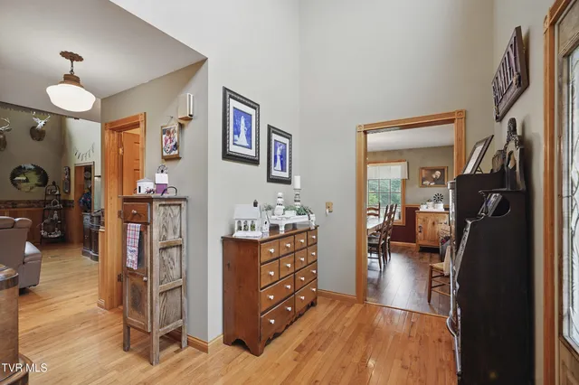 $750,000 | 1124 Elizabethton Highway, Bluff City, TN 37618