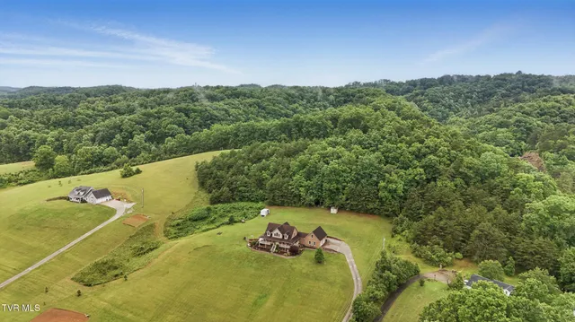 $750,000 | 1124 Elizabethton Highway, Bluff City, TN 37618