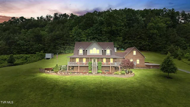 $750,000 | 1124 Elizabethton Highway, Bluff City, TN 37618