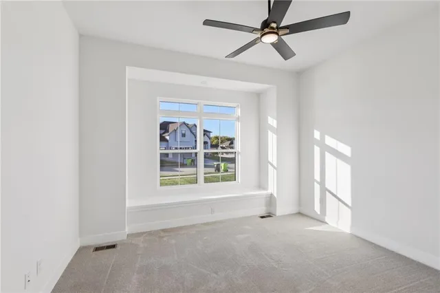 $819,950 | 5146 Northwest 47th Street, Riverside, MO 64150