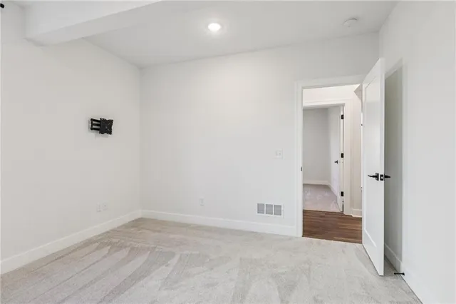 $819,950 | 5146 Northwest 47th Street, Riverside, MO 64150