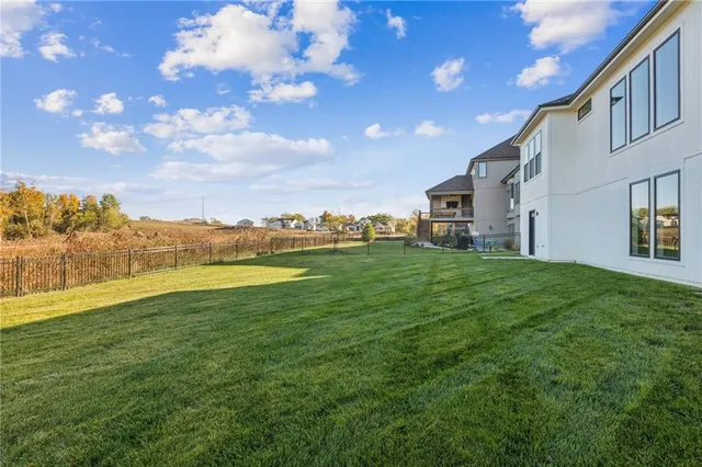 $819,950 | 5146 Northwest 47th Street, Riverside, MO 64150