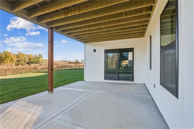 $819,950 | 5146 Northwest 47th Street, Riverside, MO 64150