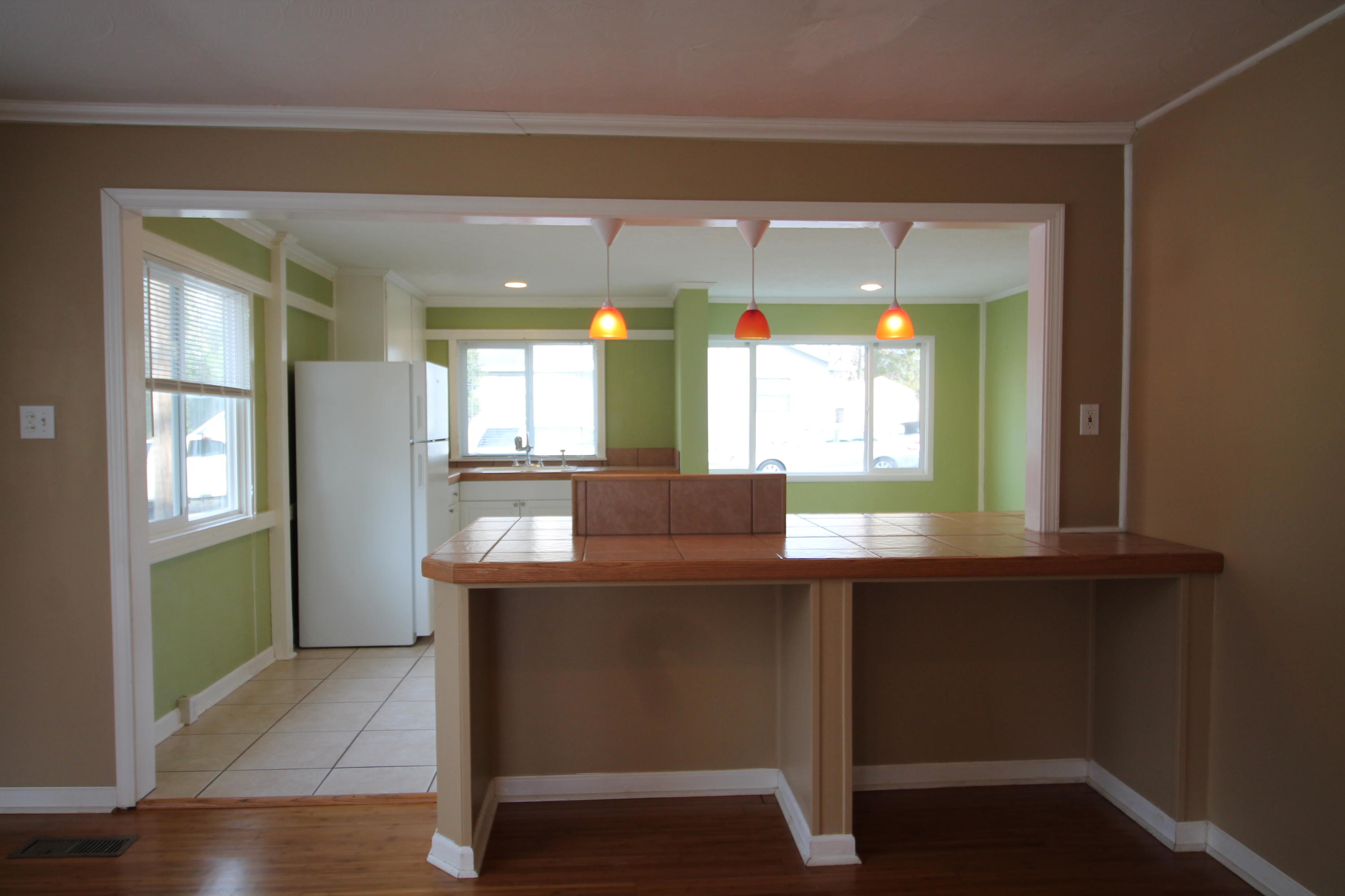 110 Gordon Road Oak Ridge, TN 37830 - Photo 9 of 20 Bar