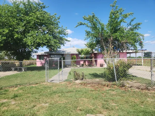 $380,000 | 22136 Fairfax Avenue, Lemoore, CA 93245