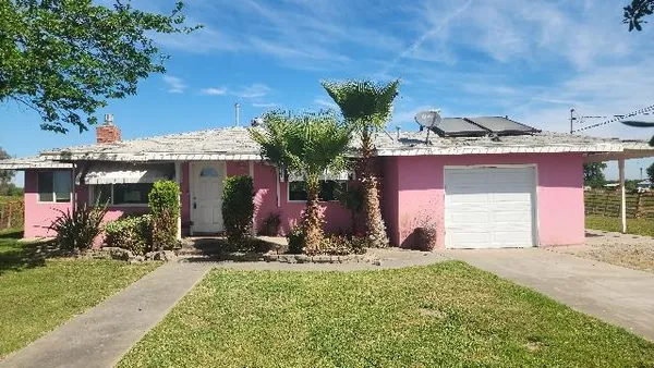 $380,000 | 22136 Fairfax Avenue, Lemoore, CA 93245