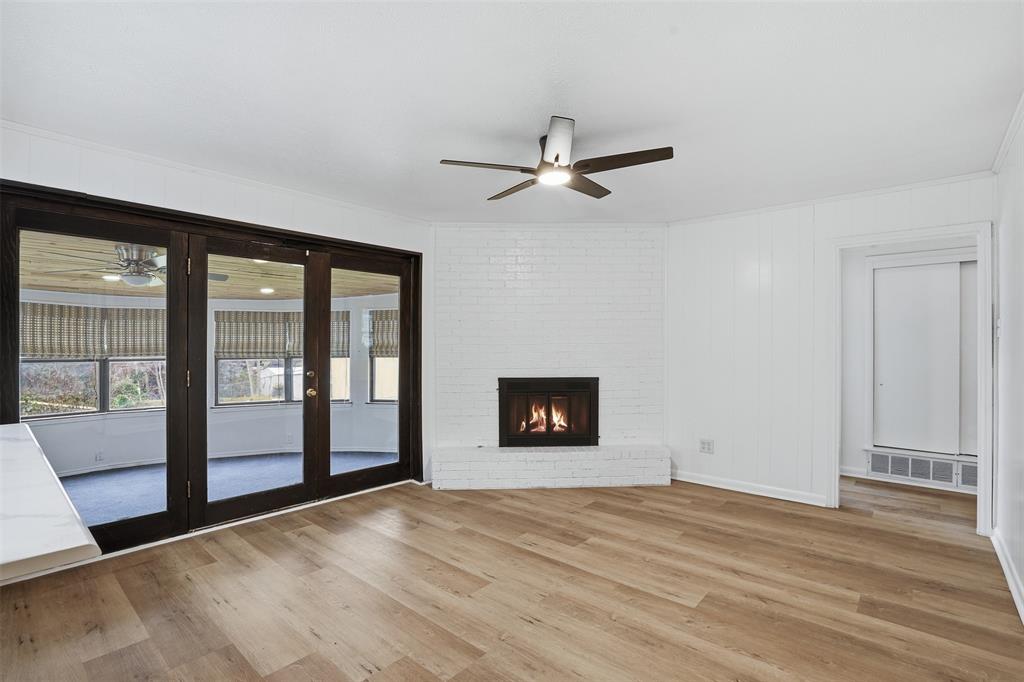 525 West Ridgewood Drive Garland, TX 75041 - Photo 11 of 39