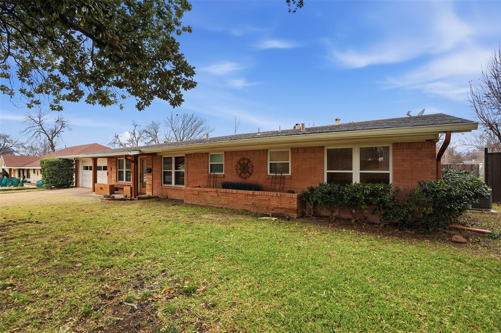 525 West Ridgewood Drive Garland, TX 75041 - Photo 22 of 39