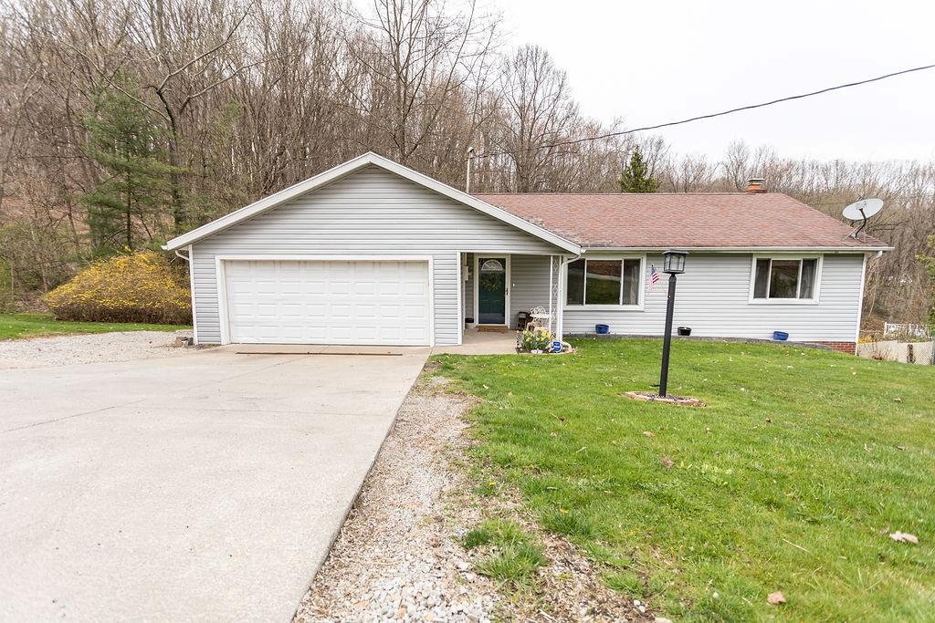 569 Upper Middletown Road Smock, PA 15480 - Photo 1 of 23