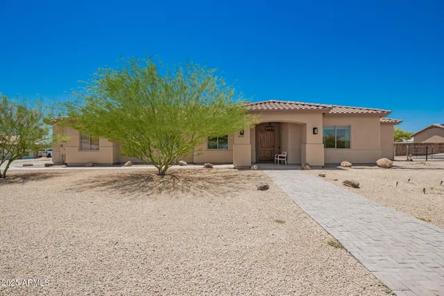 $600,000 | 9858 North Faldale Road, Casa Grande, AZ 85122