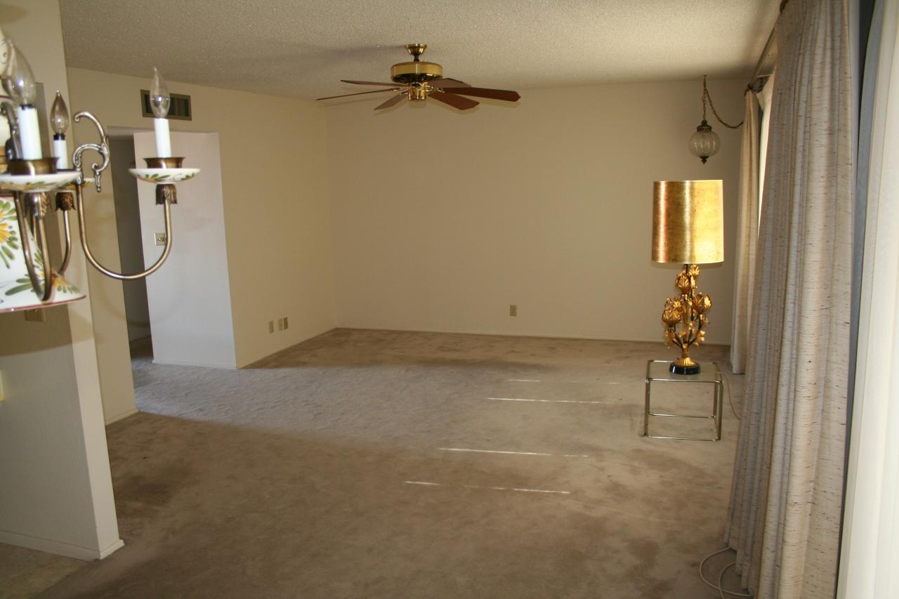 505 South Rochester Mesa, AZ 85206 - Photo 3 of 12 Living/Dining Room