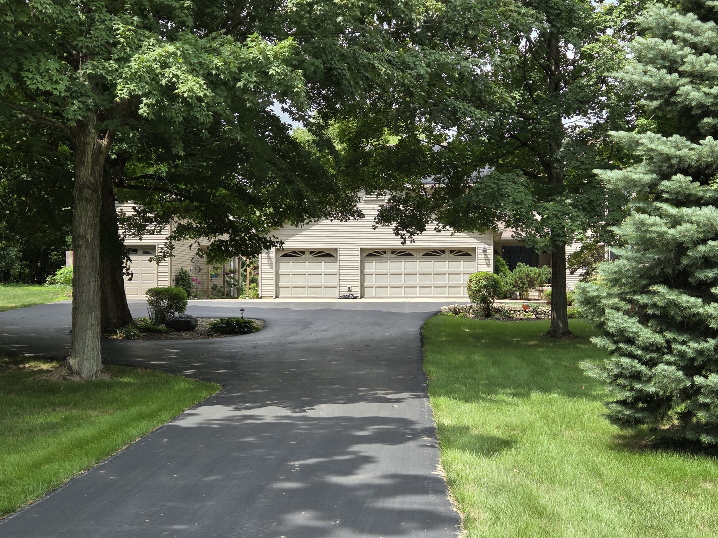 37322 Indian Spring Road Saybrook, IL 61770 - Photo 1 of 77 Gallery Image 1