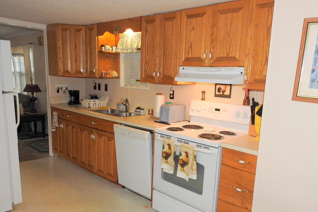 158 Windswept Road Wareham, MA 02576 - Photo 7 of 15 Gallery Image 7
