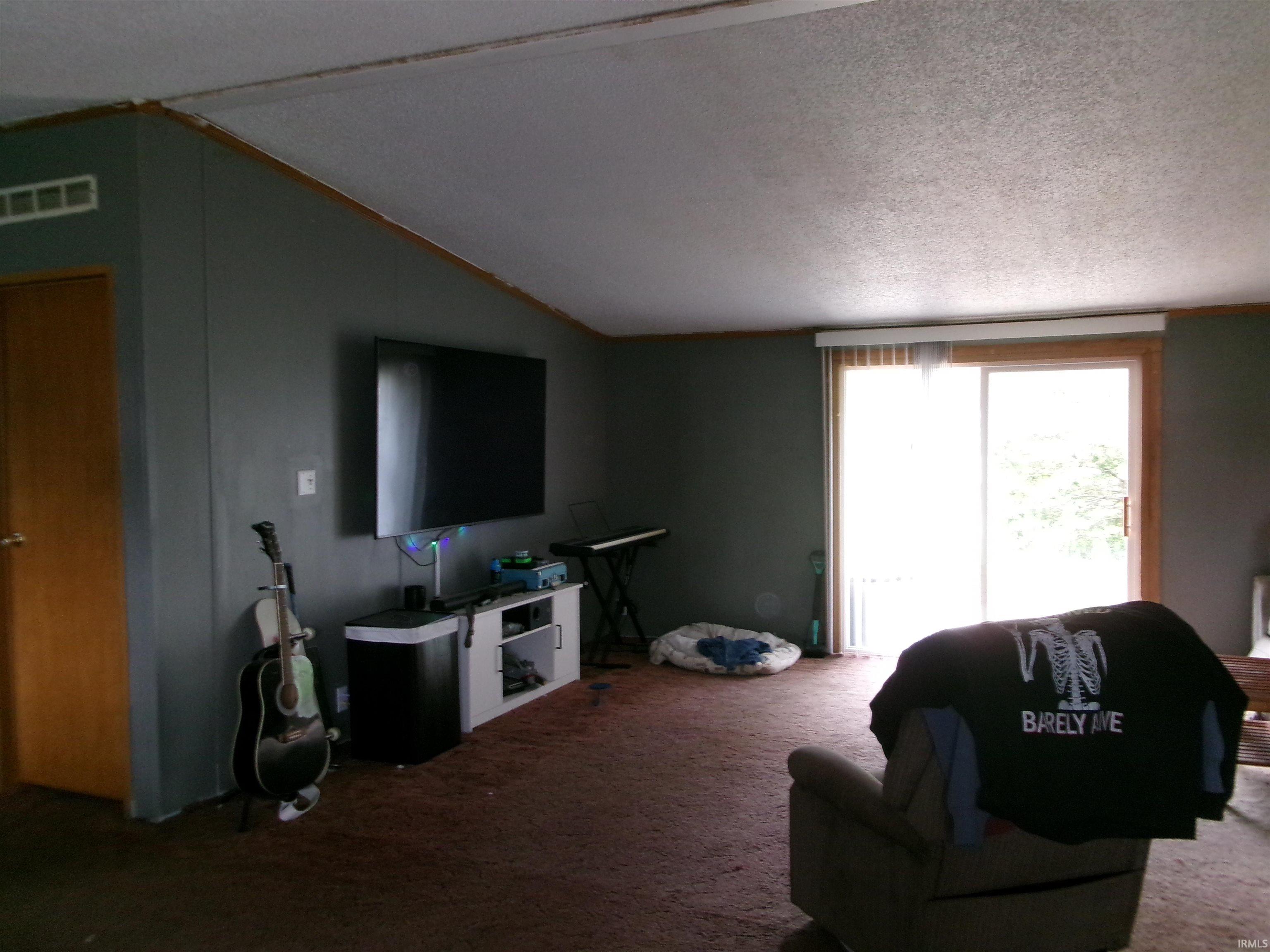 74 Madison Avenue Peru, IN 46970 - Photo 2 of 5