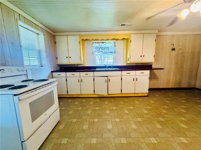 $115,000 | 717 Rice Street, Calhoun Falls, SC 29628