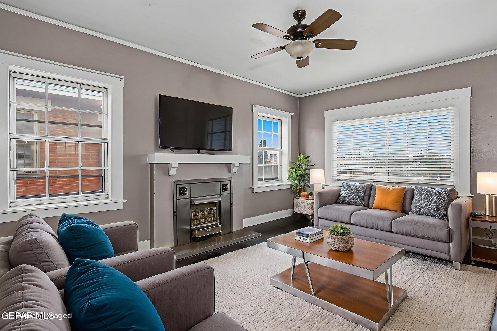 1955 Happer Street El Paso, TX 79903 - Photo 11 of 50 24-web-or-mls-IMG_1899_1 virtually stage