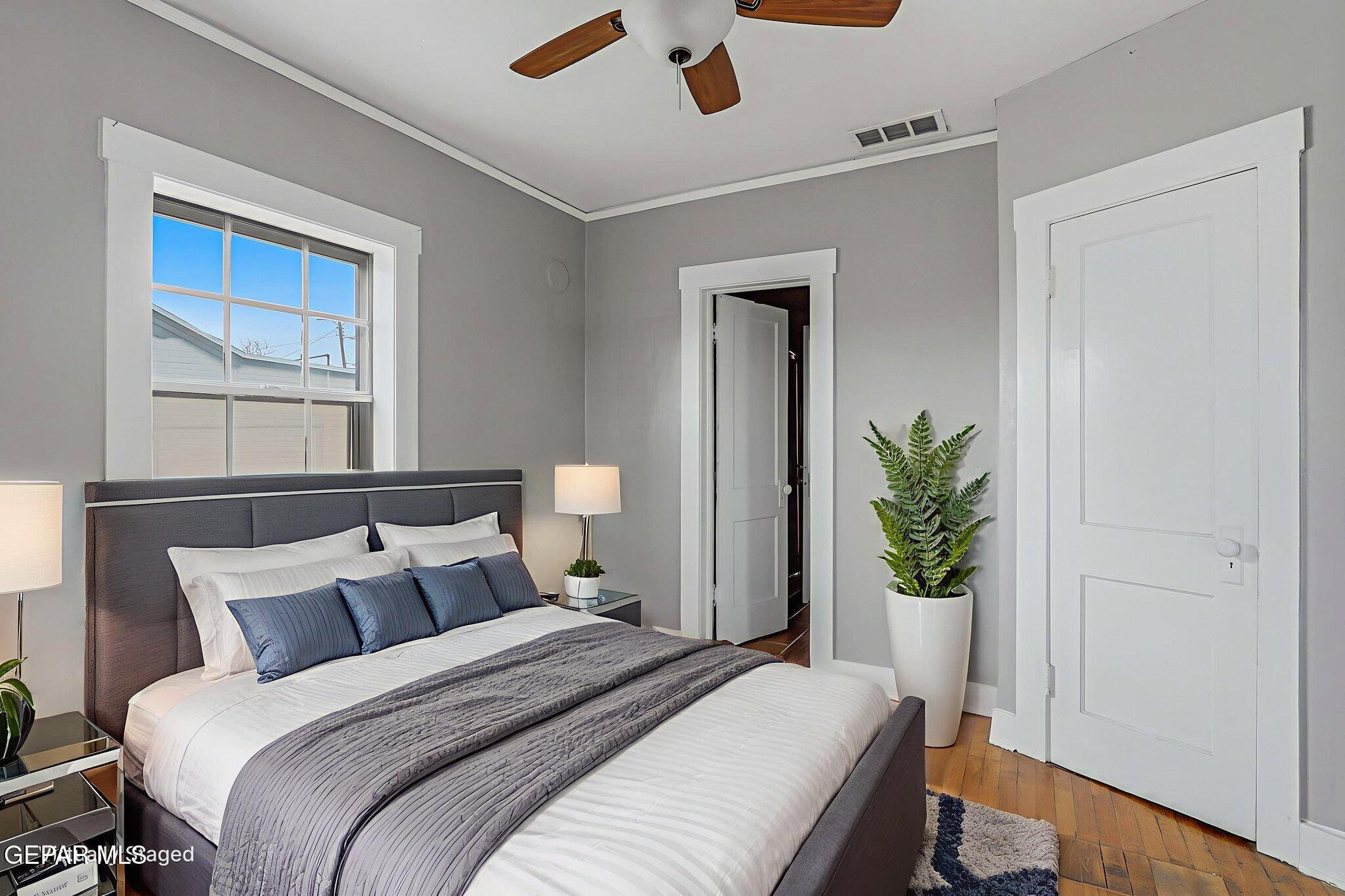 1955 Happer Street El Paso, TX 79903 - Photo 21 of 50 2-web-or-mls-IMG_1766_1 virtually staged