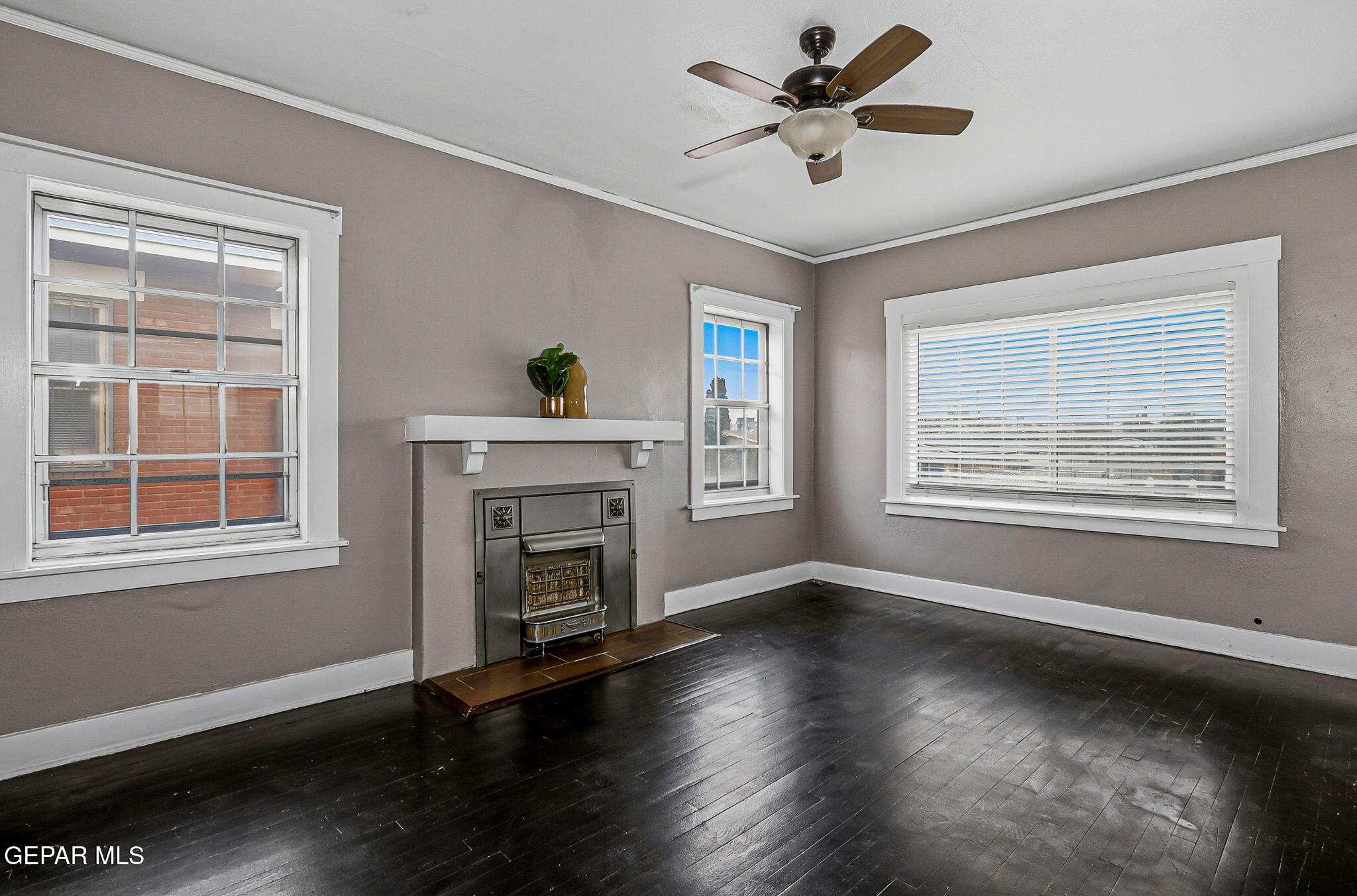 1955 Happer Street El Paso, TX 79903 - Photo 10 of 50 23-web-or-mls-IMG_1899_1