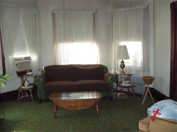 71-73 Holly Street Springfield, MA 01151 - Photo 8 of 17 Gallery Image 8