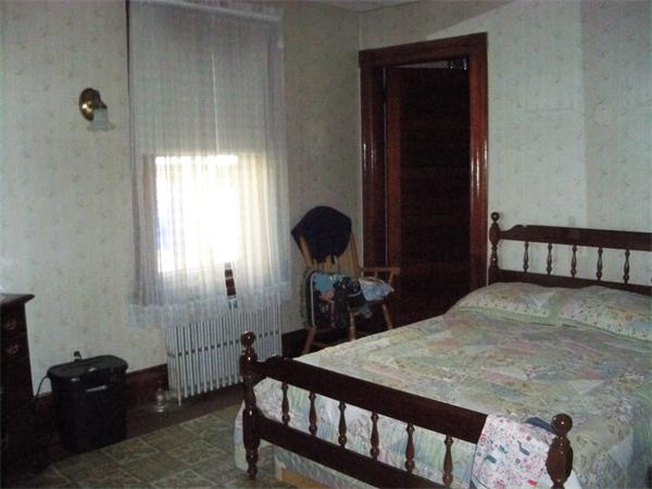 71-73 Holly Street Springfield, MA 01151 - Photo 10 of 17 Gallery Image 10