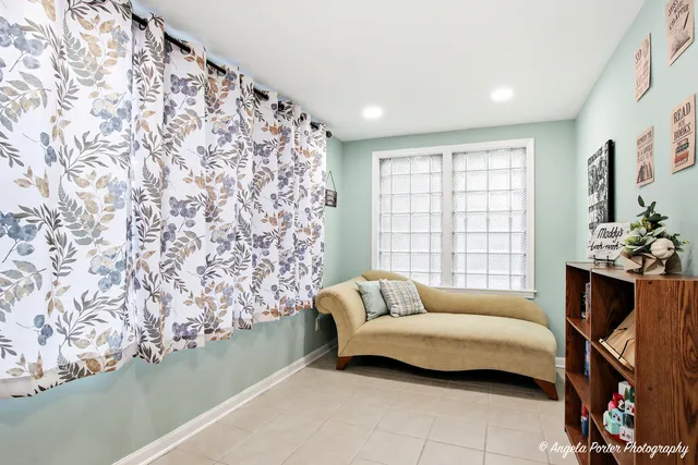 $259,900 | 8915 Pine Avenue, Wonder Lake, IL 60097