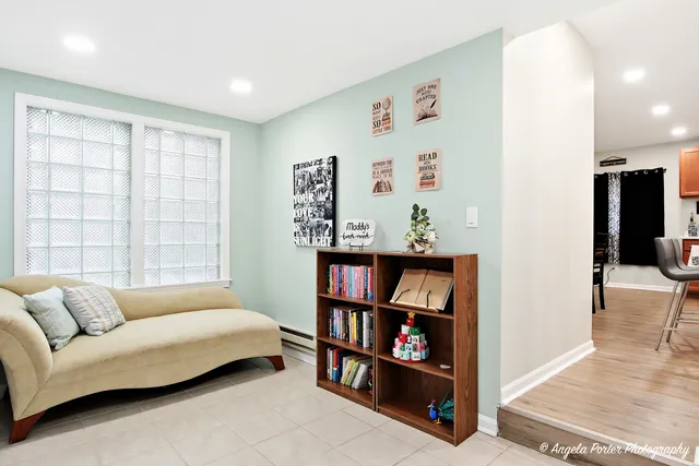 $259,900 | 8915 Pine Avenue, Wonder Lake, IL 60097