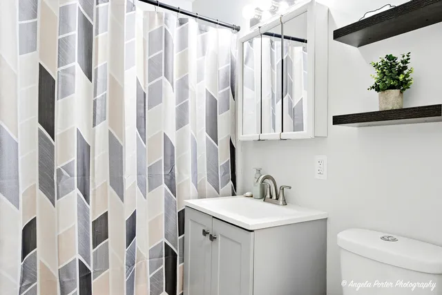 $259,900 | 8915 Pine Avenue, Wonder Lake, IL 60097